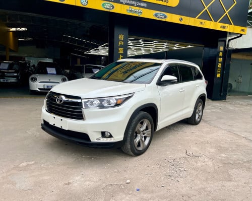 Toyota Highlander Sport 2015