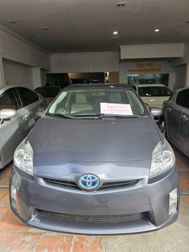 Toyota prius 2011 option 2