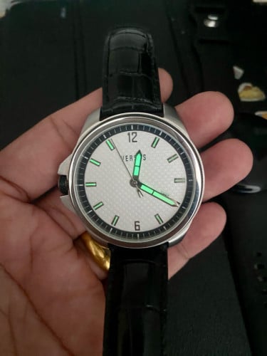 Versus Original លក់ឬដូរក៏បាម