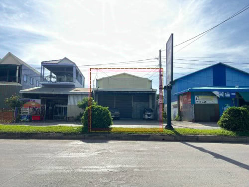 ​ឃ្លាំងសម្រាប់​ជួលព្រែកជ្រៃ