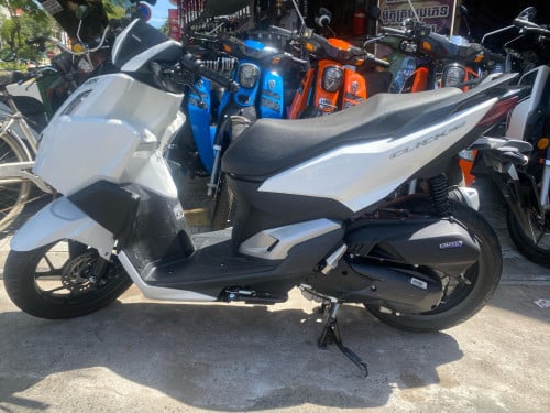 ម៉ូតូលក់