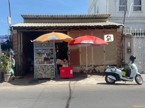 ដីលក់ នៅខាងជ្រោយចង្វារជាប់មាត់ទន្លេ