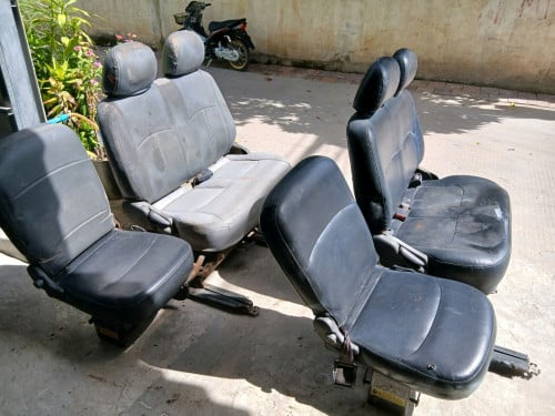 លក់កៅអីឡានស្តារិក