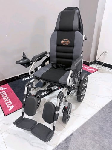 រទេះរុញមនុស្សចាស់ប្រភេទបញ្ជា