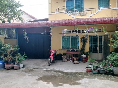 ដីផ្ទះលក់បន្ទាន់ជិតវិទ្យាល័យអង្គរ