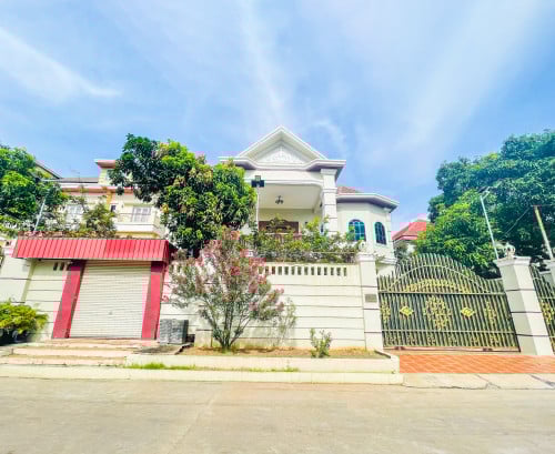 វីឡាទោលសម្រាប់លក់ !!