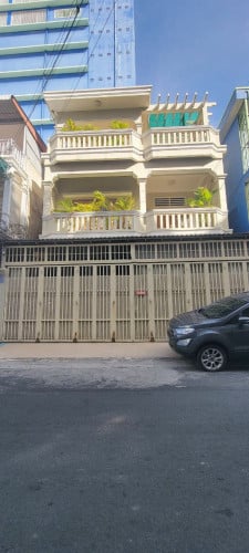 ផ្ទះល្វែងអាជីវកម្មជួលទាំងមូលនៅសន្ធមុខ