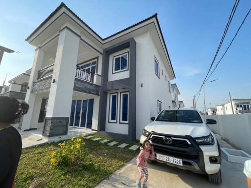 ផ្ទះវិឡា