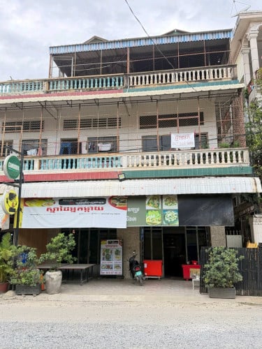 ផ្ទះលក់បន្ទាន់ ក្រុងតាខ្មៅ