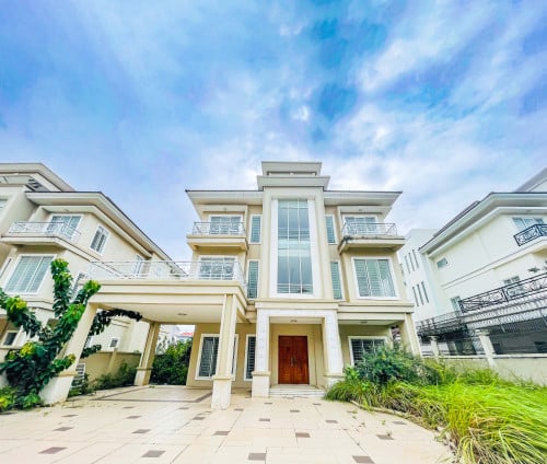 វីឡាទោល សម្រាប់លក់ !!