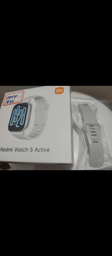 លក់ហើយ!  ខ្សែនាឡិកាថ្មី 4$ smartwatch