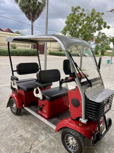 ឡានអគ្គិសនីនៅស្អាតល្អ អាគុយថ្មី 730$