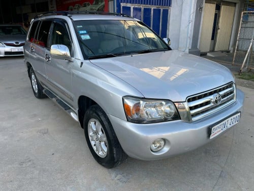 លក់រថយន្ត Highlander 01 ប៉ុង01ម៉ាសុីនV6 តម្លៃ12900$ ចរចា😍