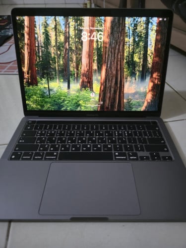លក់ MacBook Pro m2 2022 storage 512 ទំហំ13 inch