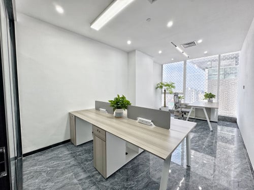 【Office Space for Rent】	Office Space in Grade A Building for rent	 【写字楼出租】	俄罗斯大道 甲级写字楼内办公室