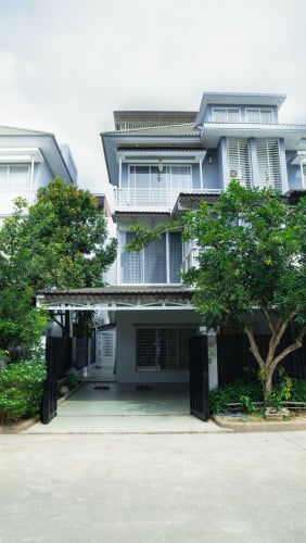 វីឡាTwinA សម្រាប់ ជួល l TwinA villa  For rent