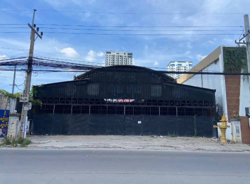 🔰ឃ្លាំងអាជីវកម្មសំរាប់ជួលនៅភ្នំពេញថ្មី សែនសុខ។