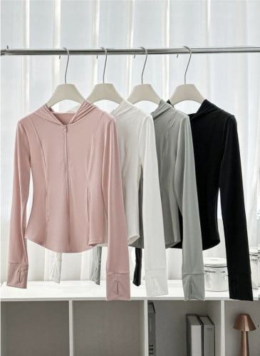 អាវក្រៅ UV មានមួក