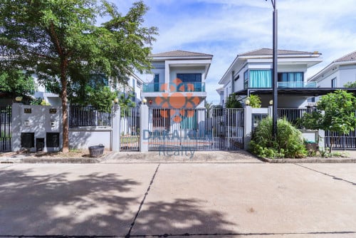 វីឡាទោលសម្រាប់លក់ក្នុងបុរីទេសចរណ៍-ក្រុងសៀមរាប/Villa for Sale in Tourism City, Siem Reap City