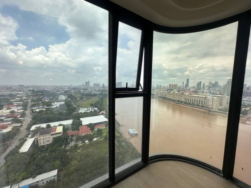 Brand New 1 Bedroom Condo