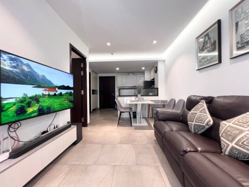 Condo Urban Village Phase 1 For Rent