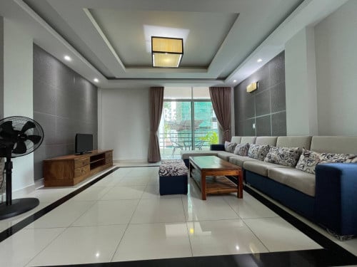 Cozy 2 BR for Rent In BKK1
