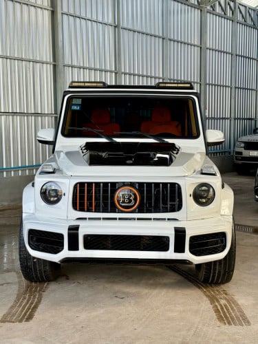 G500 014 Up Brabus V8