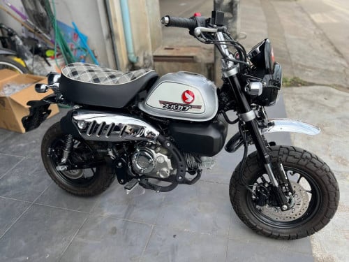 HONDA MONKEY 125cc 2025 ក្រដាស់ពន្ធ  ពីជប៉ុន នៅខ្ចីស្អាត