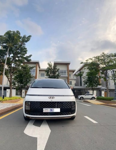 Hyundai Staria 2024 – VIP Luxury Van