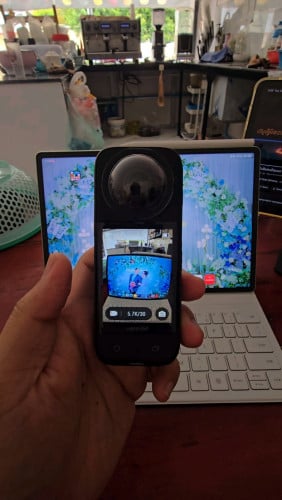 Insta360 X3 ស្អាត 99% បង់រំលោះបាន បាត់ដំបង