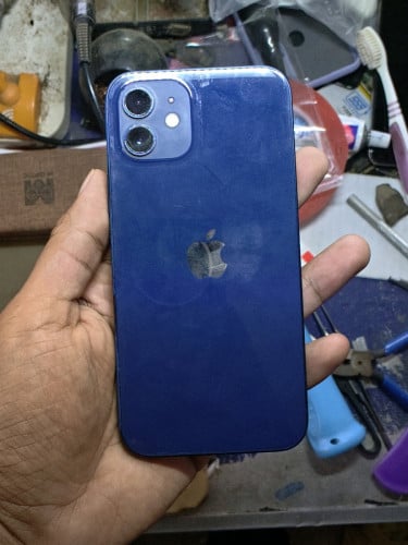 iPhone 12
