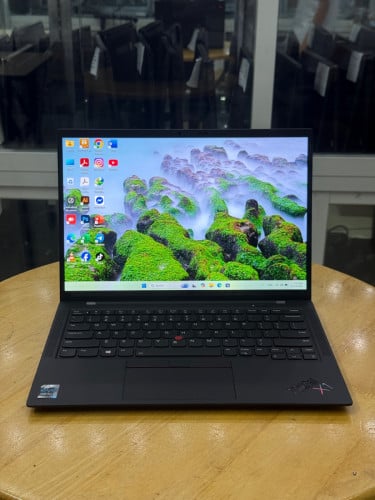Lenovo Thinkpad X1 Carbon