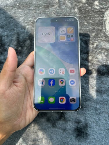 Redmi turbo 4 Pro 12+256G ស្អាត