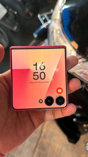 Samsung Galaxy Z Flip 7 ក្រុមហ៊ុន99%9