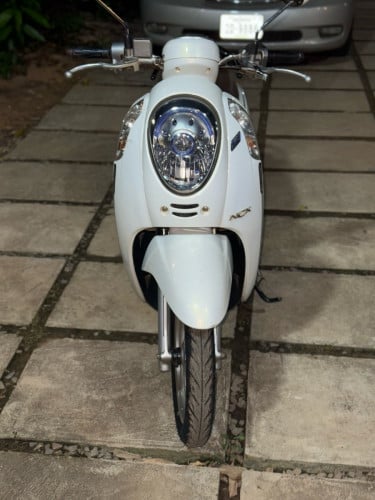 Sell Honda scoopy  2016 NCX