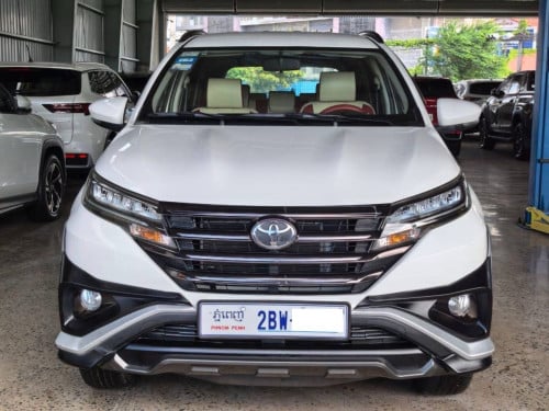 SUV Toyota Rush 2023 7កៅអី សន្សំសំចៃ