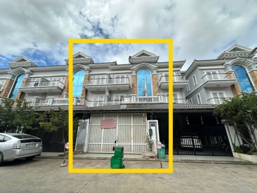 Villa for sale at Borey Vimaen Phnom Penh 220000$