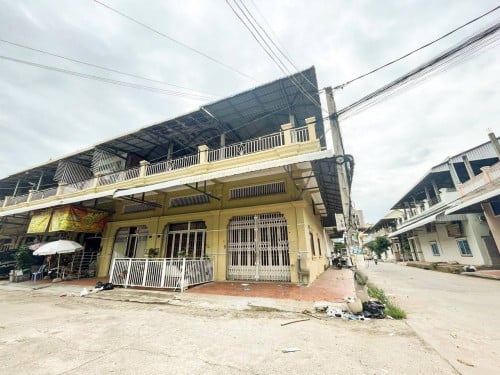 * ផ្ទះល្វែងកែងសំរាប់ជួល នៅចាក់អង្រែក្រោម សំរាប់បើកអាជីវកម្ម