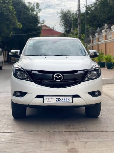 ឡានលក់បន្ទាន់លុយ