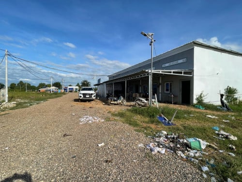 ផ្ទះលក់បន្ទាន់ រោងចក្រអូរនាង ក្រុងប៉ោយប៉ែត