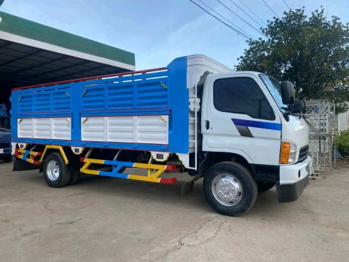 លក 3.5T ឆ្នាំ 99 ឯកសារគ្រប់ ម៉ាស៊ីនធំប្រអប់ធំ.តម្លៃ 11800#