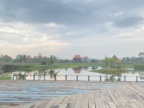 -50% ដីភូមិផ្កាត្រកួន​ ទឹកបឹងក្រោយដី