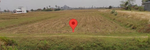 ដីលក់ចុះពីផ្លូវ51ប្រហែល800mលើផ្លូវបេតុង តំបន់រោងចក្រ📱0769999790