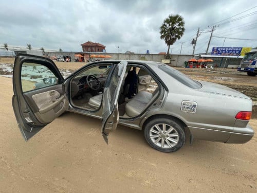 ឡានលក់ 5350$