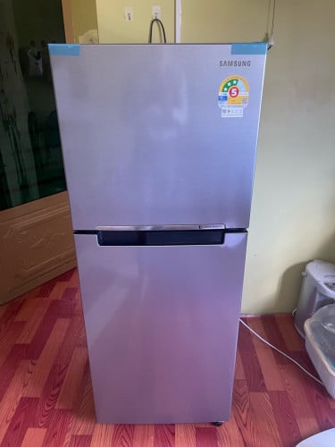 ថ្មី​99% ទេីបប្រេីបាន​ 6​ខែ