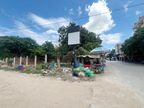 ដីកែងសម្រាប់លក់ នៅភ្នំពេញថ្មី​ | Corner Land for Sale in Phnom Penh Thmei