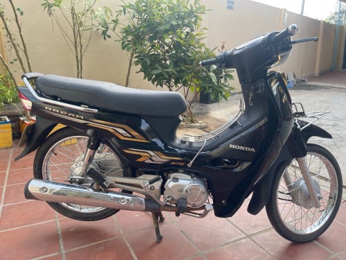 លក់ម៉ូតូ Honda Dream 025 មានកាតគ្រី 