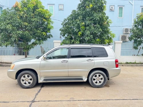 ម្ចាស់ដើមMC 2003V6pong2