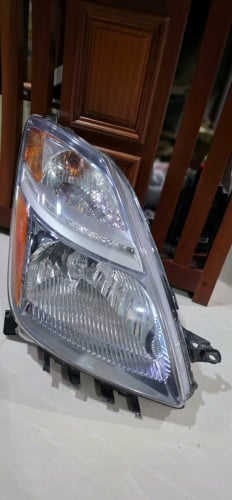 ចង្កៀងឡេស័រ Prius 06-09 ខាងស្ដាំ