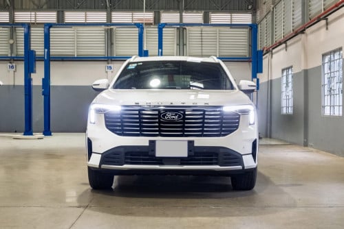 🚨ទទួលកក់ជាផ្លូវការហើយ! Ford Equator Plus Edition! តម្លៃពិសេស កក់មុនបានមុន!